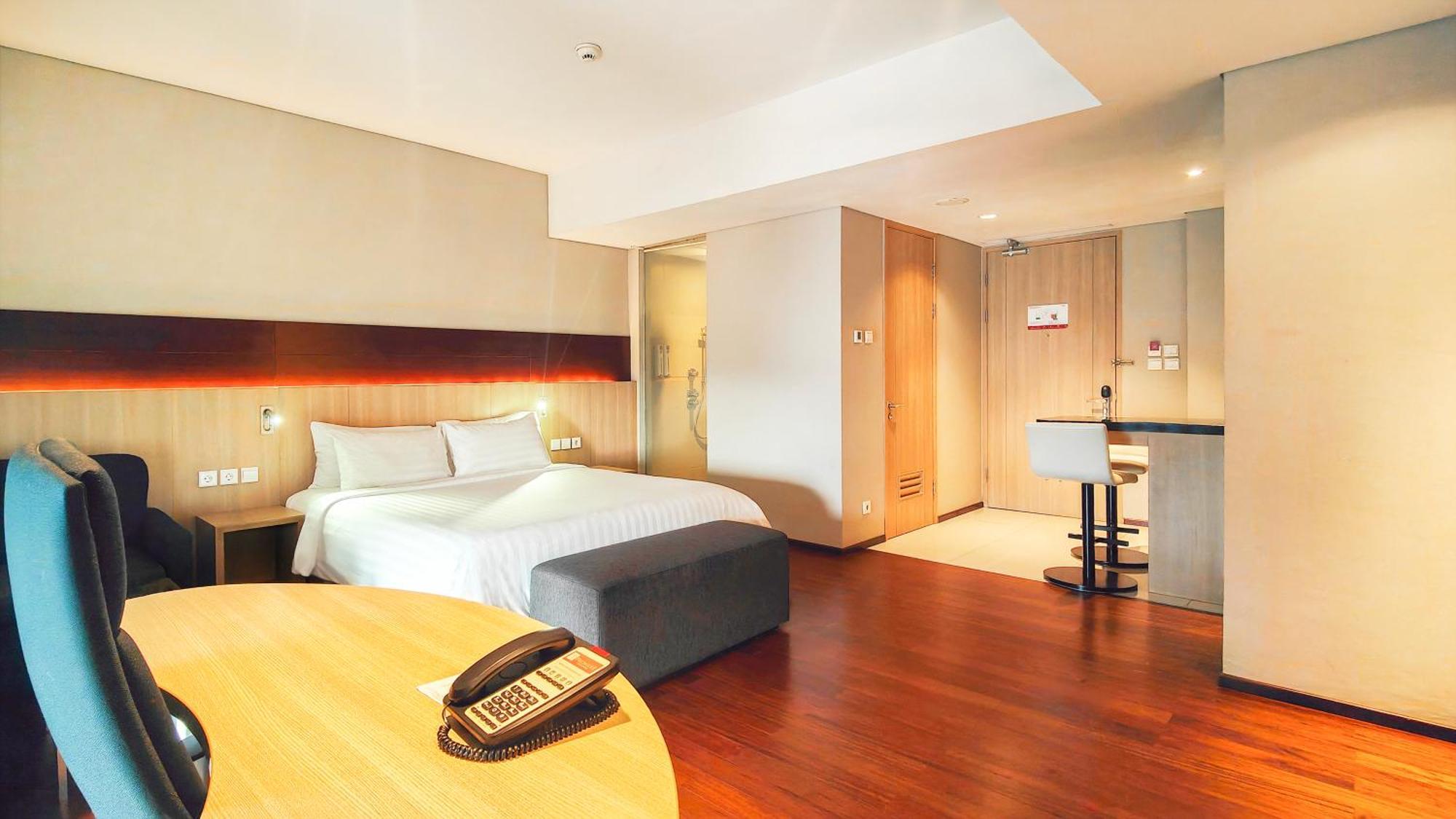 Ra Premiere Simatupang Appartement Jakarta Buitenkant foto
