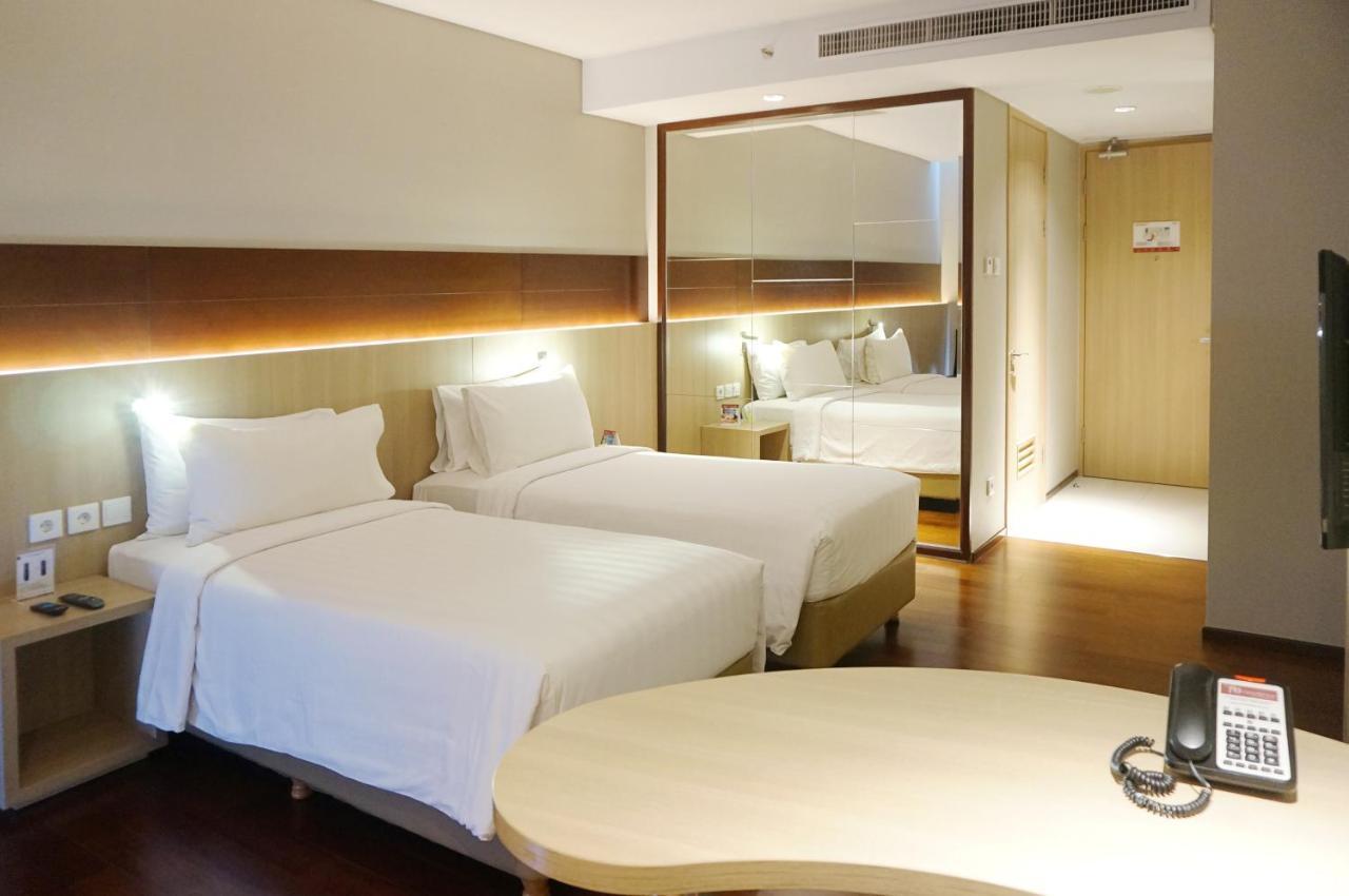 Ra Premiere Simatupang Appartement Jakarta Buitenkant foto